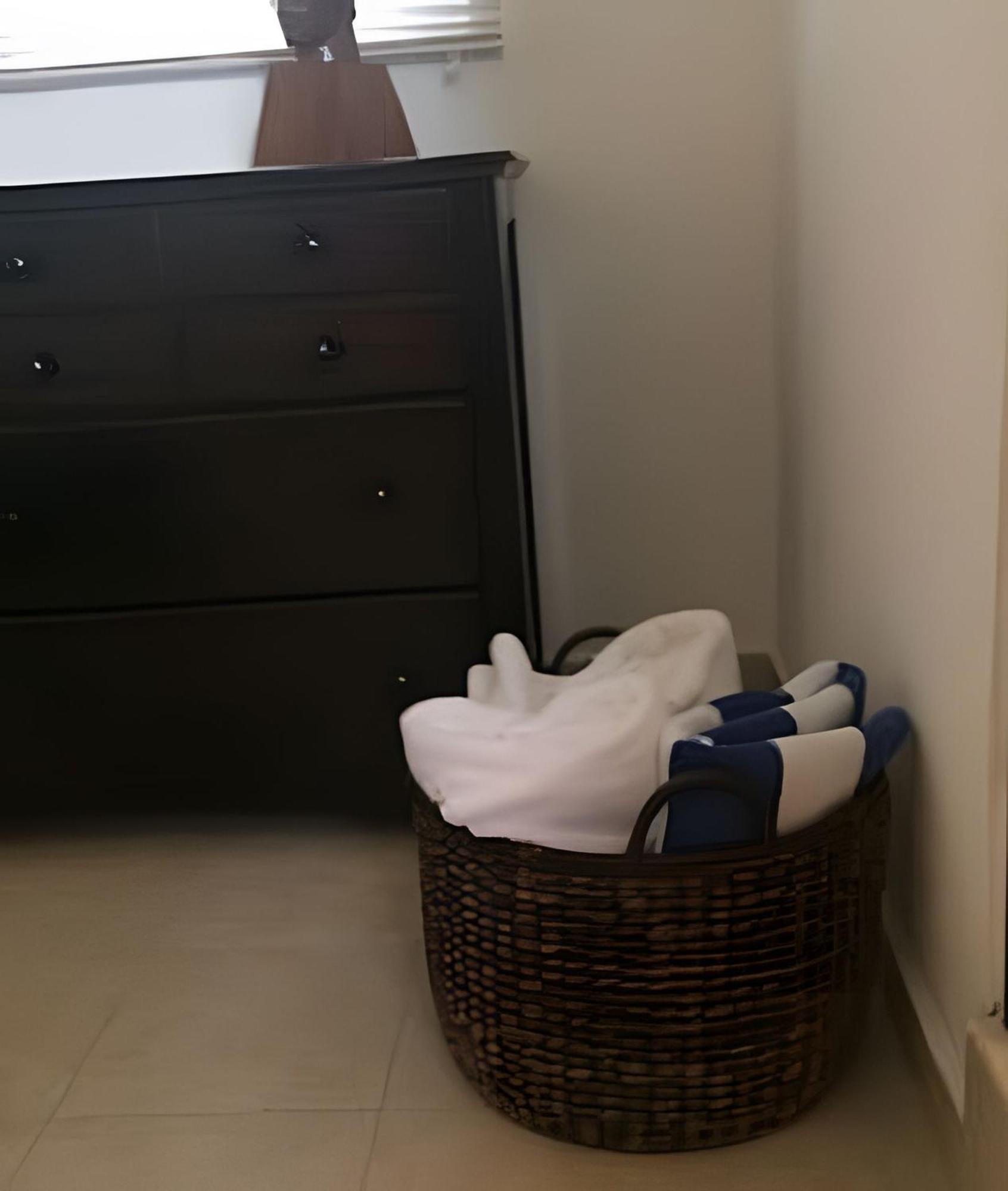 12 De Octubre Apartment Cabo San Lucas Bagian luar foto
